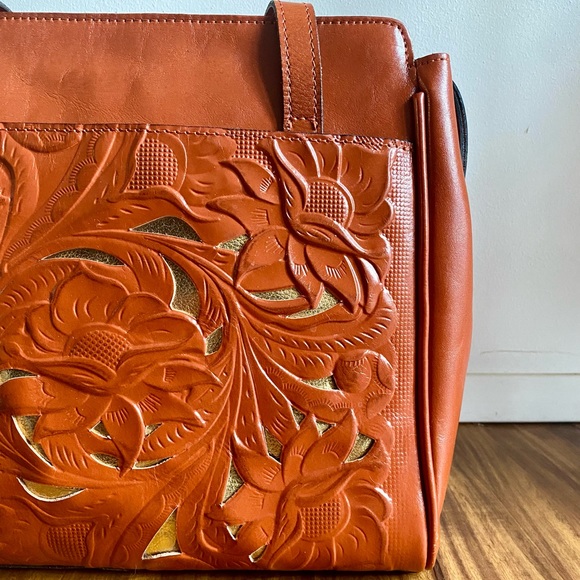 Patricia Nash Tooled Leather bag - Picture 2 of 15